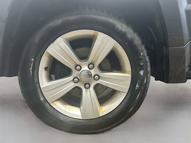 Used 2014 Jeep Patriot Latitude image 27