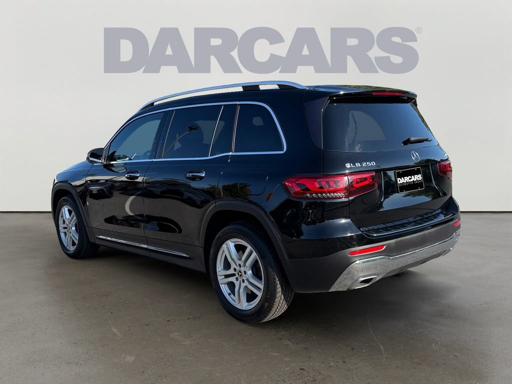 Used 2022 Mercedes-Benz GLB 250 4MATIC w/ Premium Package Lite image 4