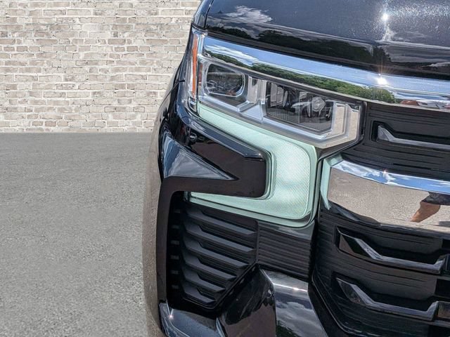 Used 2025 Chevrolet Silverado 1500 LT RWD image 10