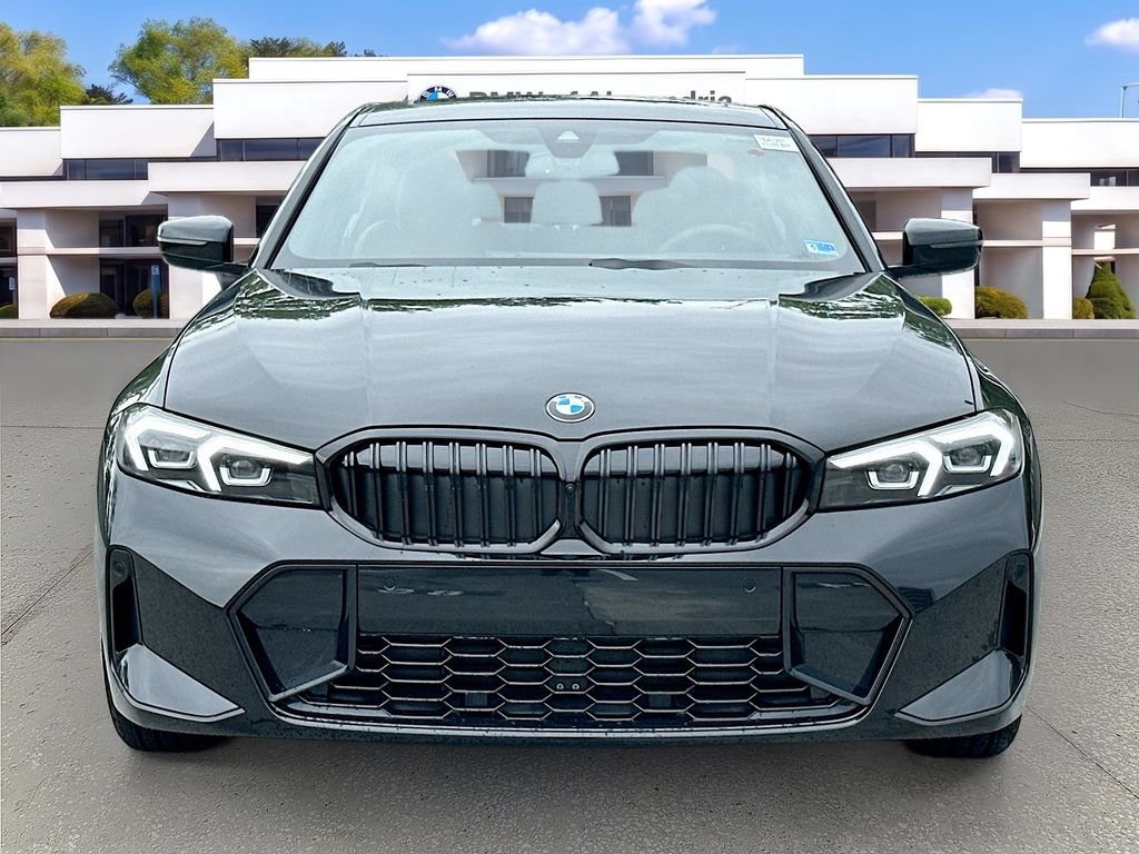 New 2026 BMW 330i xDrive Sedan w/ M Sport Package AWD/4WD image 2