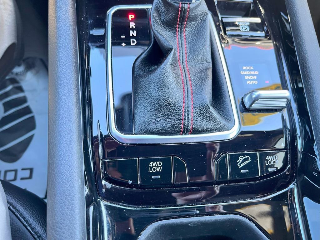 Used 2024 Jeep Compass Trailhawk w/ Trailhawk Convenience Group image 25