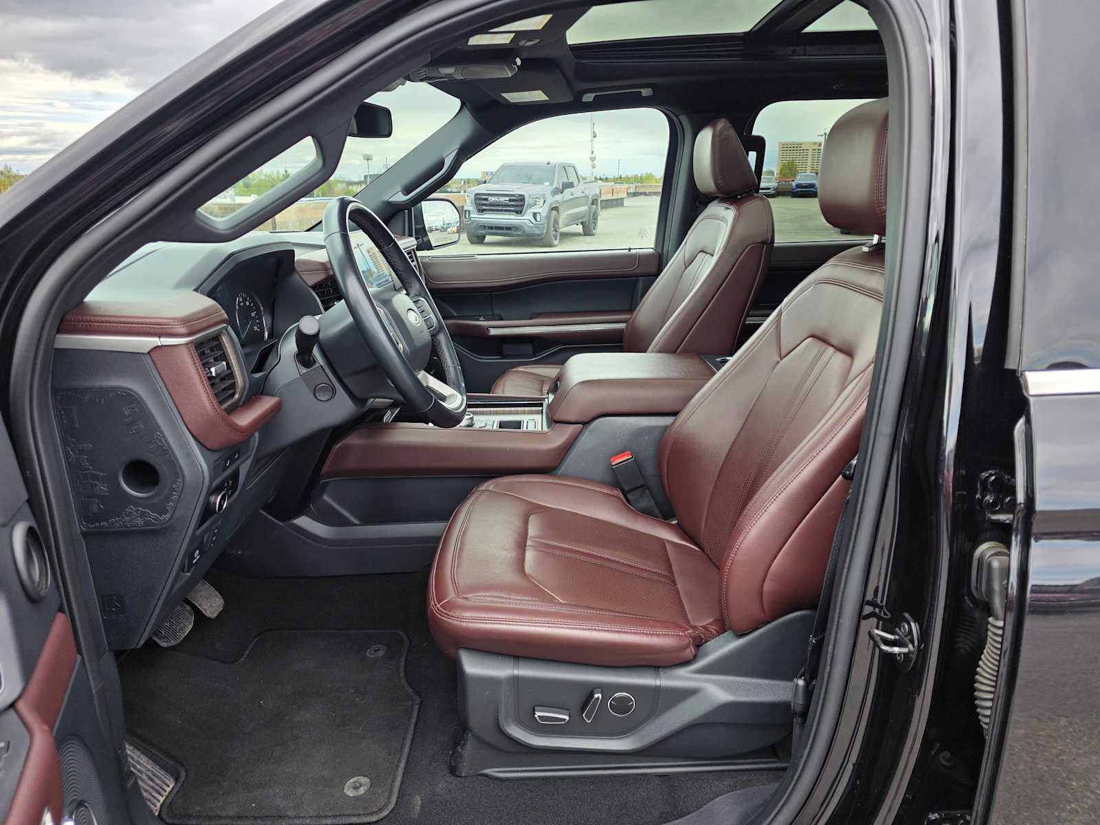 Used 2024 Ford Expedition Max Limited RWD image 20