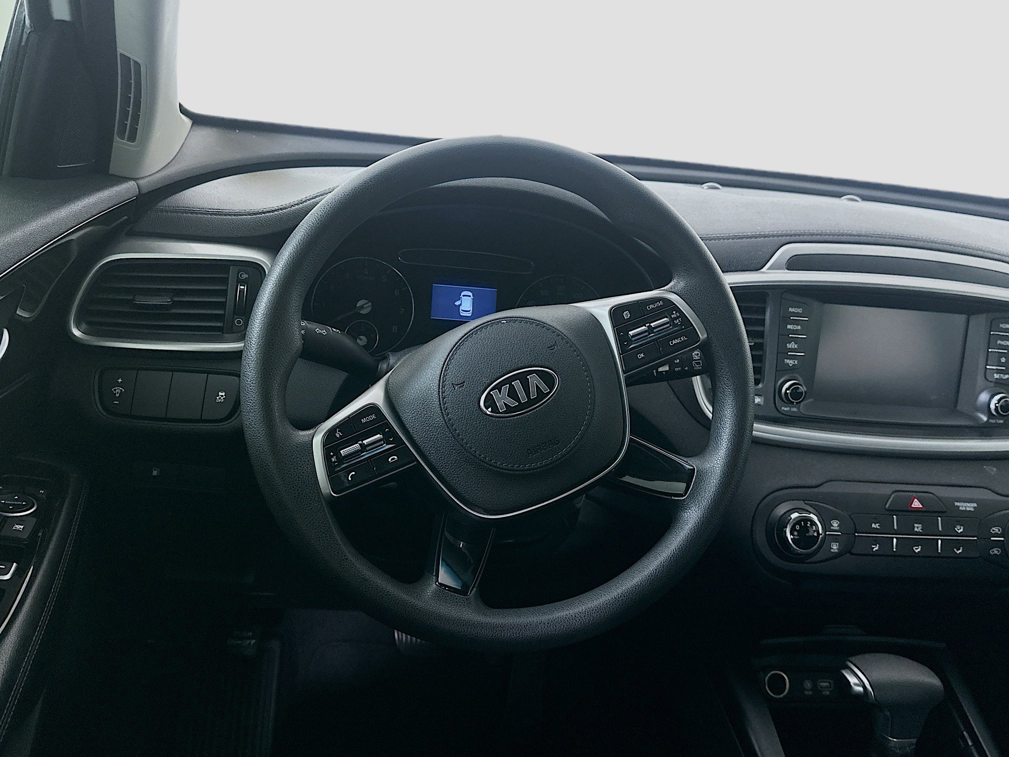 Used 2019 Kia Sorento L FWD image 17