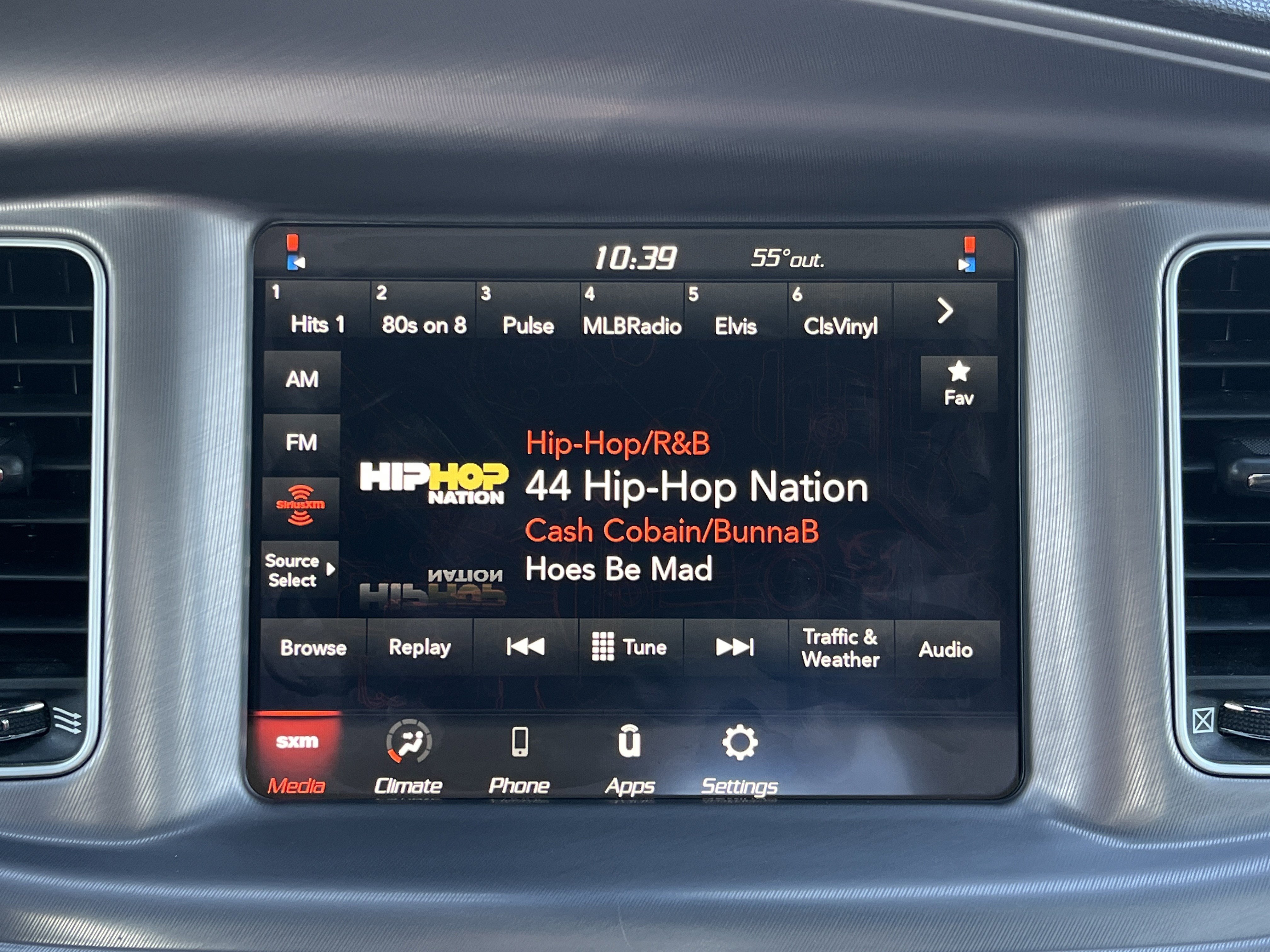 Used 2023 Dodge Charger SXT image 5