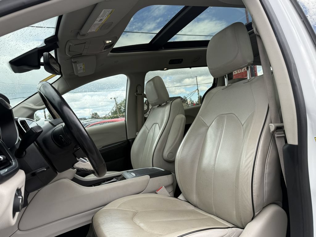 Used 2021 Chrysler Pacifica Limited w/ Premium & Safety Sphere Group AWD/4WD image 19