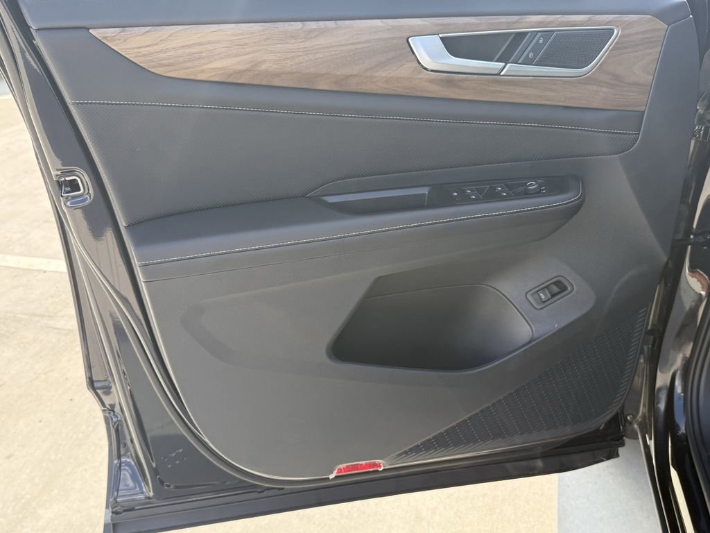 New 2026 Volkswagen Atlas SE FWD image 10