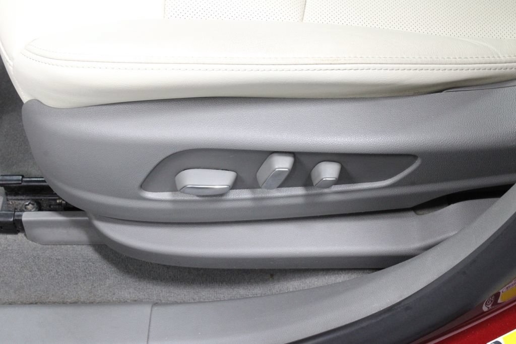 Used 2020 Cadillac XT6 Premium Luxury FWD image 24