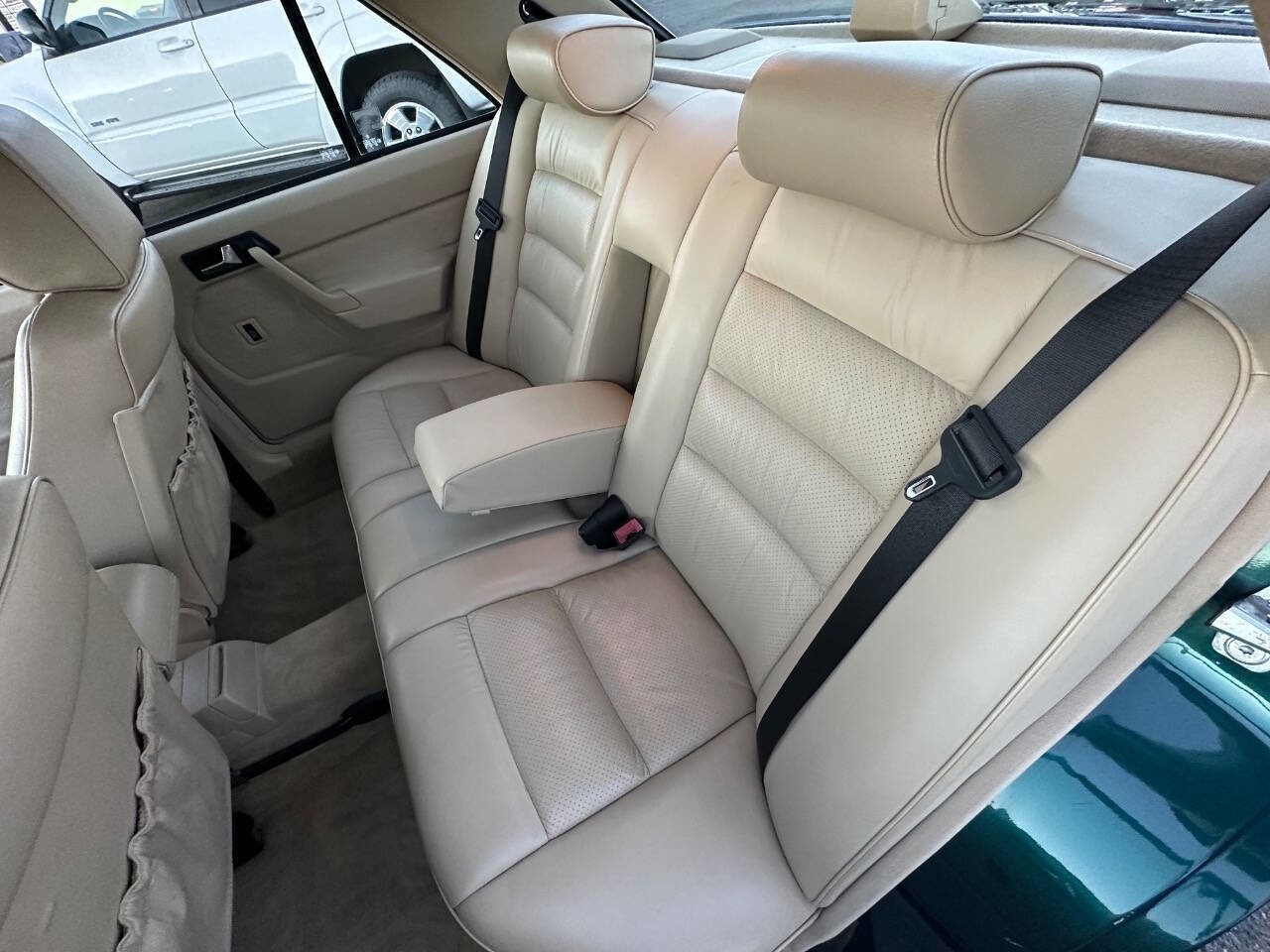 Used 1993 Mercedes-Benz 190 E 2.3 image 39