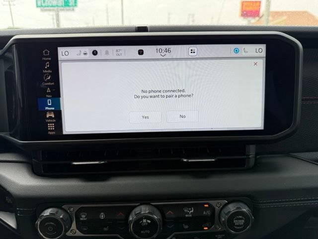 Used 2024 Jeep Gladiator Rubicon AWD/4WD image 25