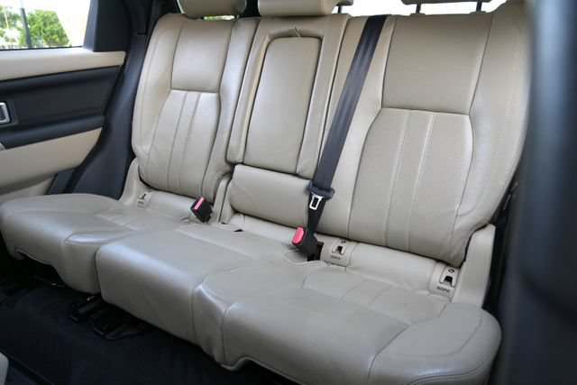 Used 2016 Land Rover Discovery Sport HSE AWD/4WD image 15