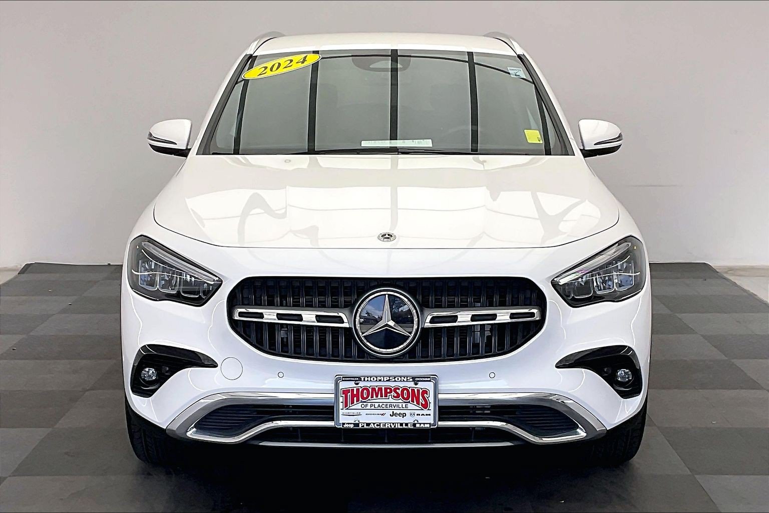 Used 2024 Mercedes-Benz GLA 250 4MATIC image 2