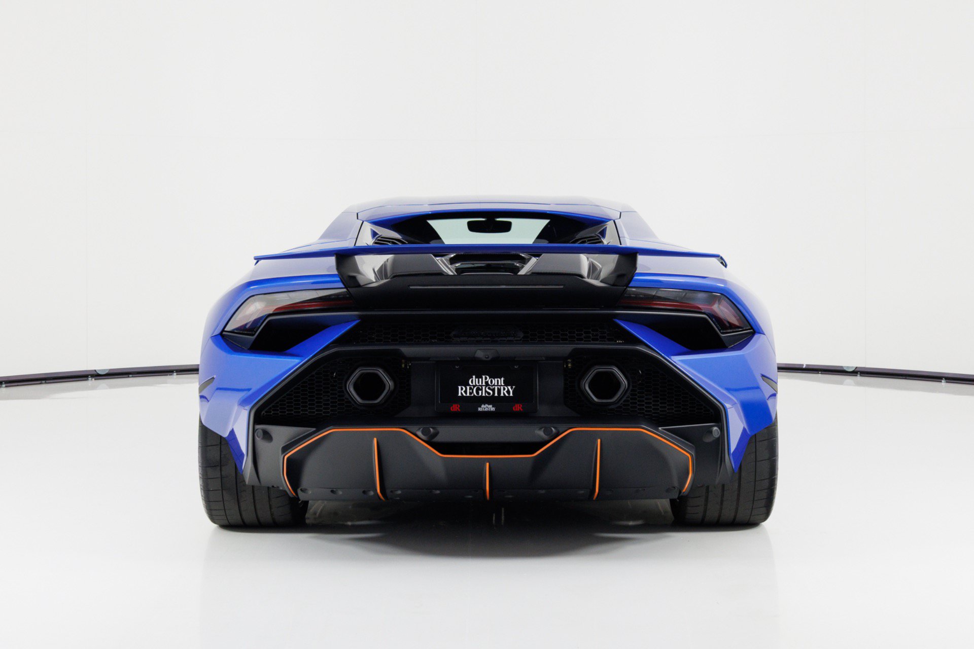 Used 2023 Lamborghini Huracan Tecnica RWD image 4