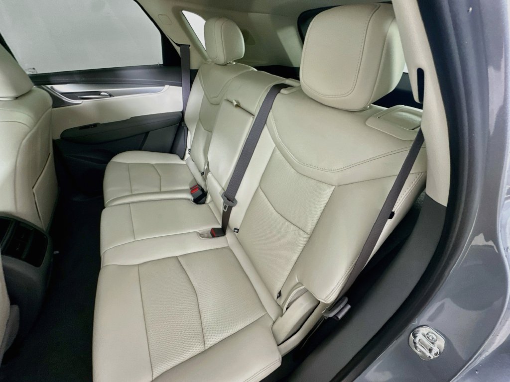 New 2026 Cadillac XT5 Premium Luxury w/ LPO, Floor Liner Package AWD/4WD image 32