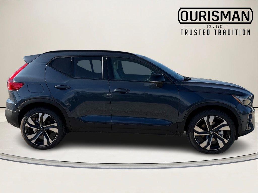 New 2026 Volvo XC40 B5 Ultra w/ Protection Package Premier AWD/4WD image 2