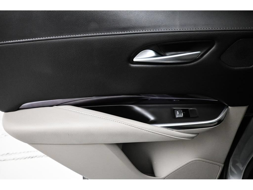 Certified 2023 Cadillac XT4 Luxury w/ Cold Weather Package FWD image 27