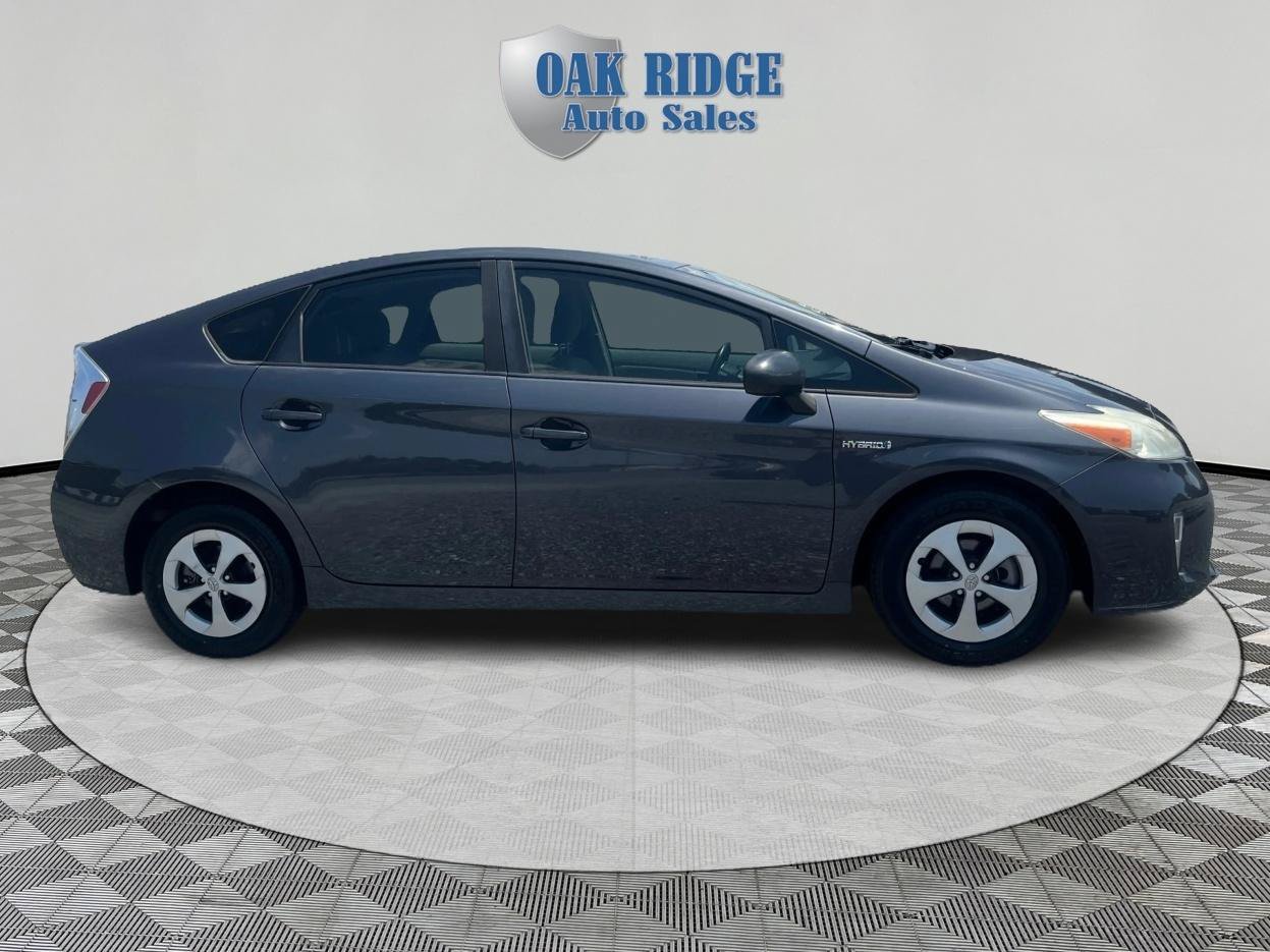 Used 2012 Toyota Prius Four FWD image 4