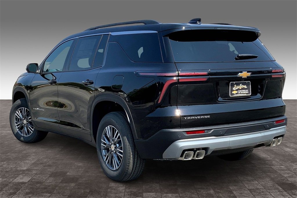 New 2026 Chevrolet Traverse LT w/ Driver Confidence Package image 4