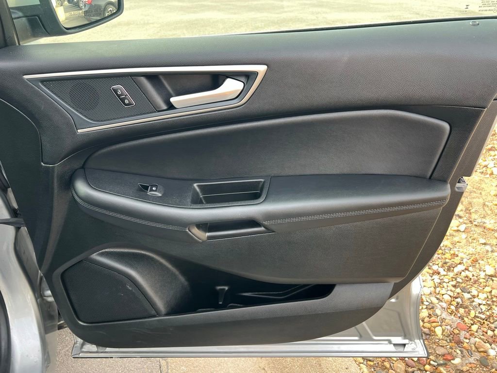 Used 2024 Ford Edge SEL w/ Convenience Package image 25