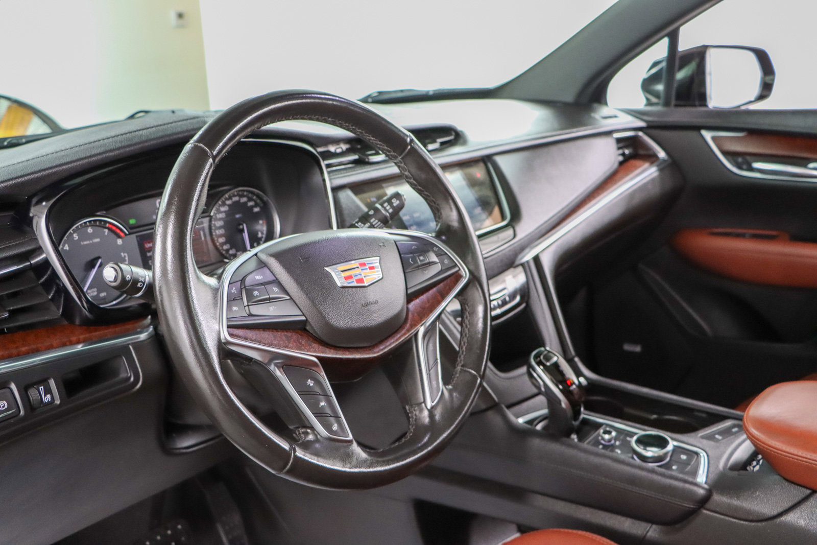 Used 2021 Cadillac XT5 Premium Luxury image 24