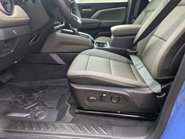 New 2026 Chevrolet Colorado ZR2 w/ Technology Package AWD/4WD image 10