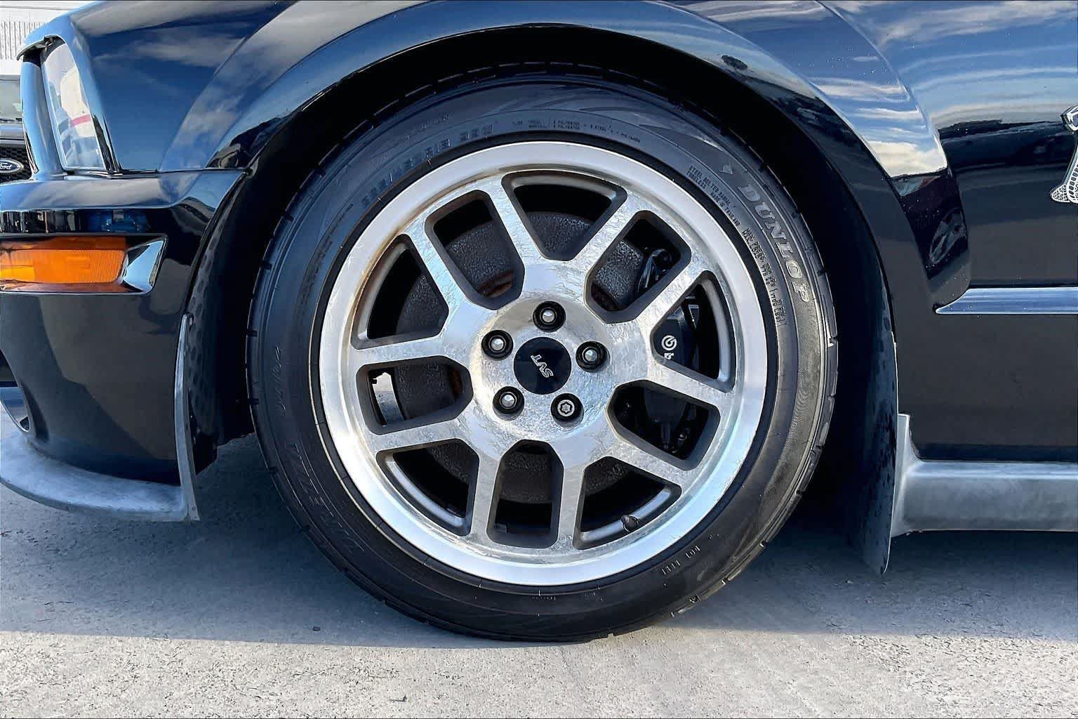 Used 2007 Ford Mustang Shelby GT500 RWD image 8