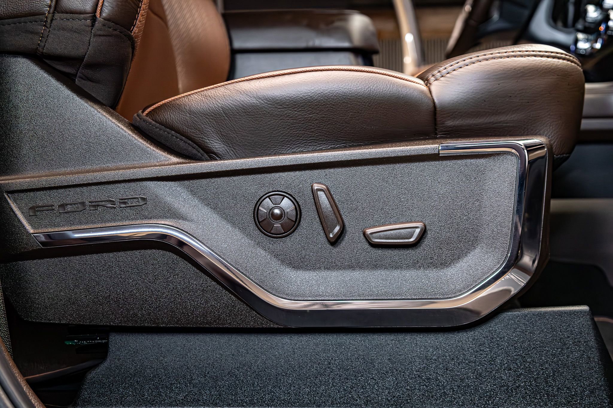 Used 2026 Ford F250 King Ranch w/ Chrome Package image 25