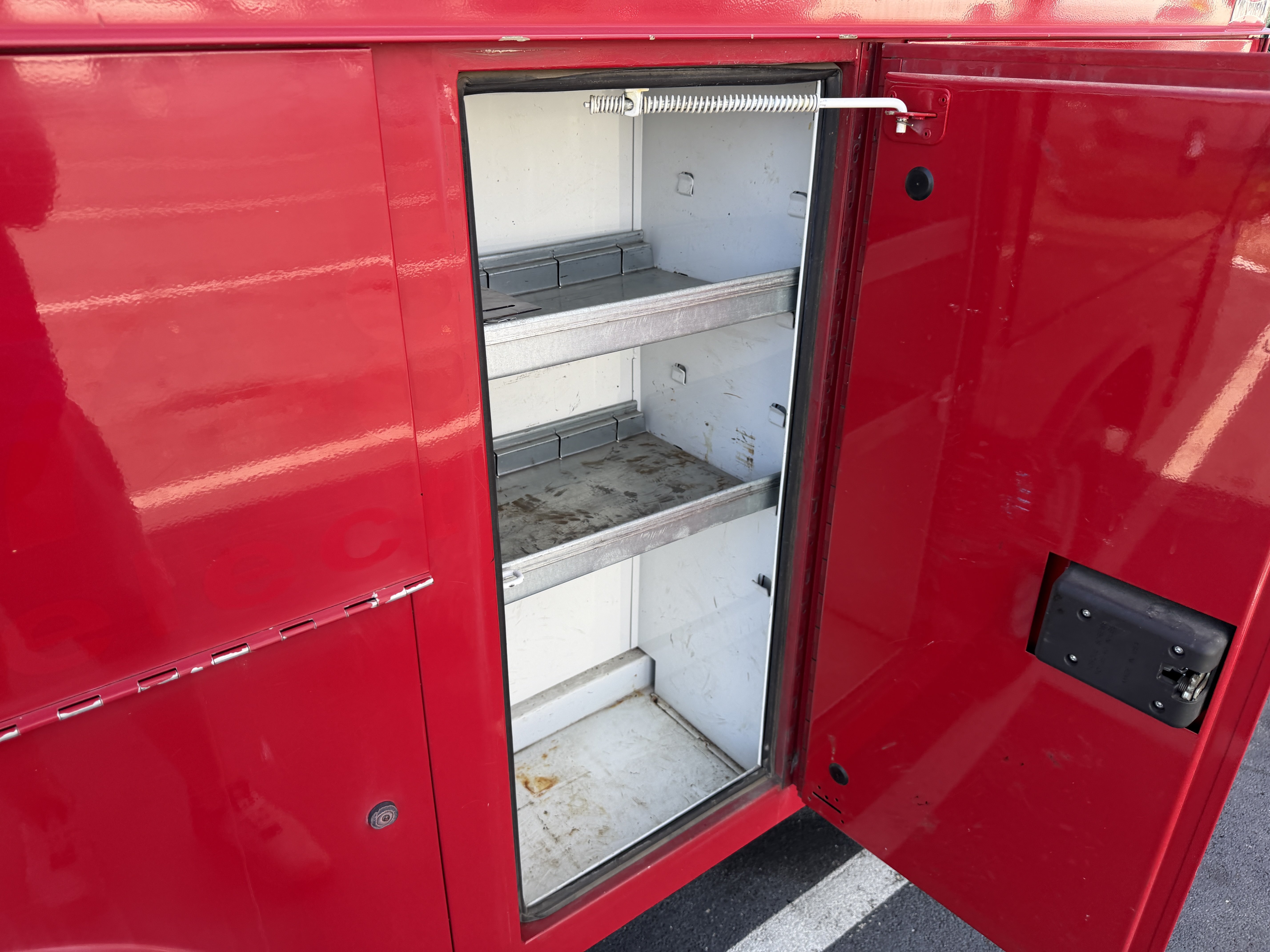Used 2014 Ford E-350 and Econoline 350 Super Duty w/ Power Windows & Locks Group RWD image 13