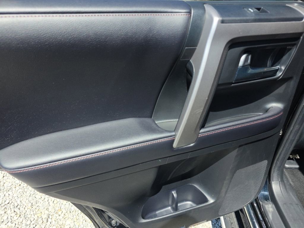 Used 2018 Toyota 4Runner Limited AWD/4WD image 14
