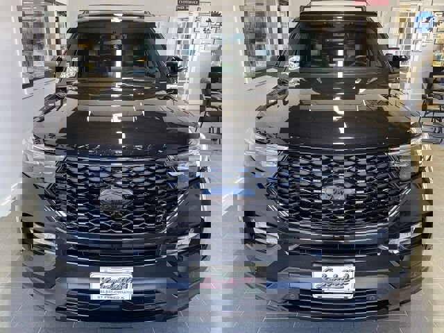 Used 2024 Ford Explorer ST w/ Equipment Group 401A image 3