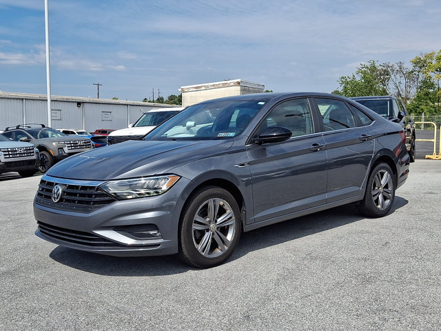 Used 2019 Volkswagen Jetta R-Line w/ R-Line Cold Weather Package