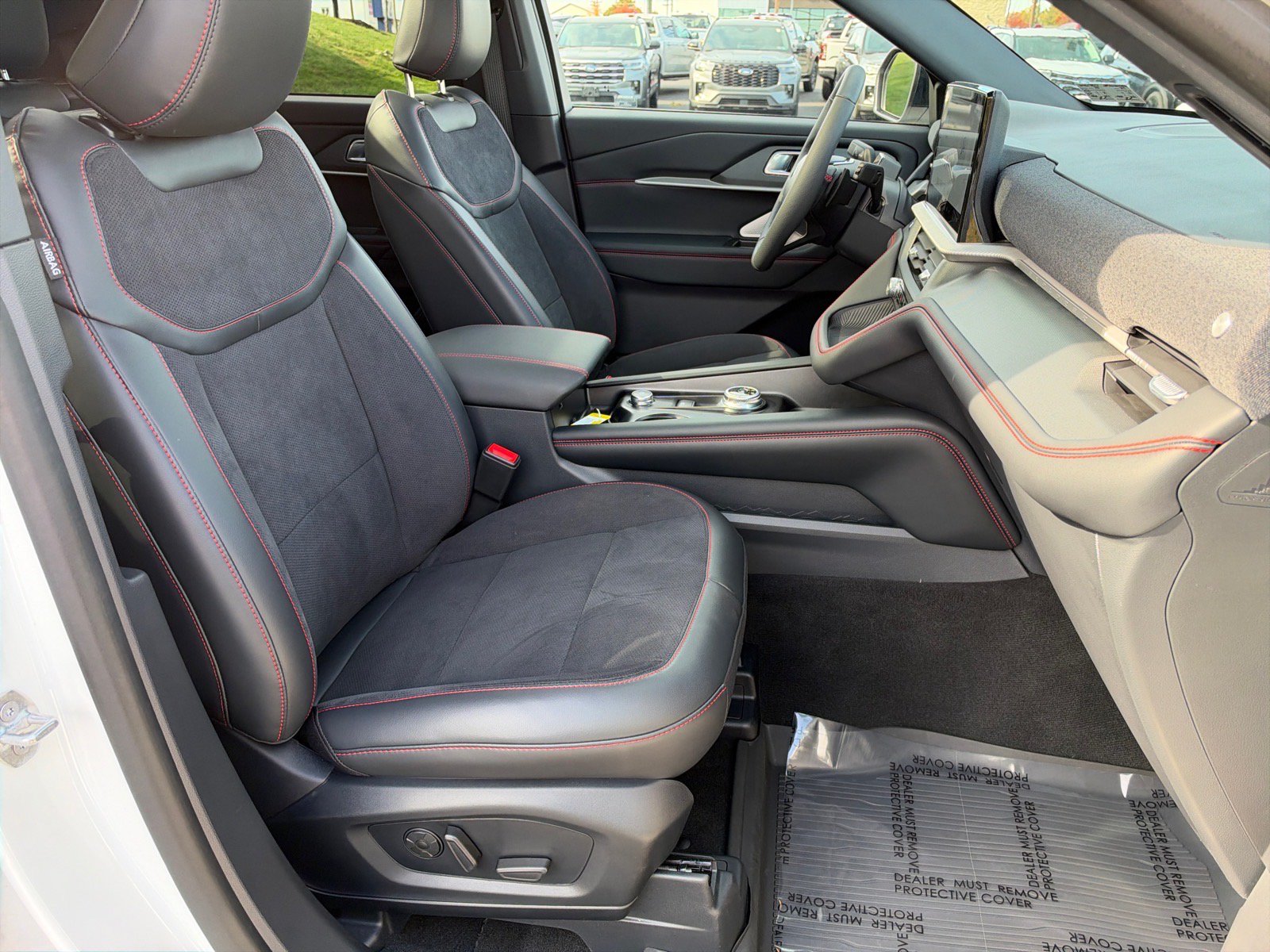 Used 2026 Ford Explorer ST AWD/4WD image 21