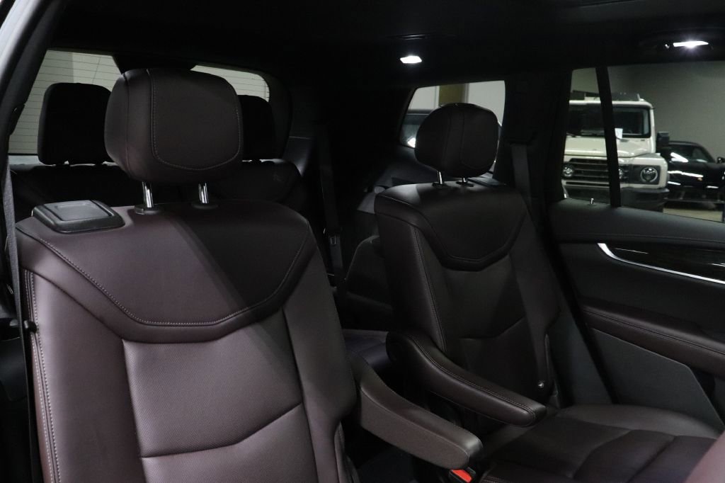 Used 2024 Cadillac XT6 Premium Luxury w/ LPO, Floor Liner Package image 21