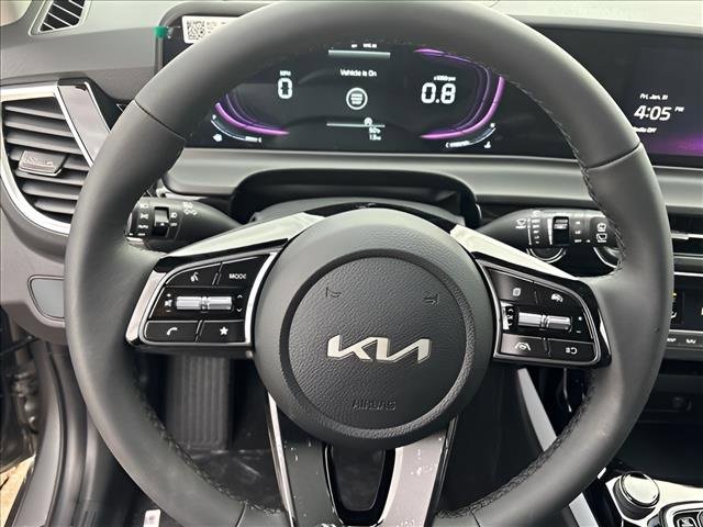 New 2025 Kia Seltos S image 15