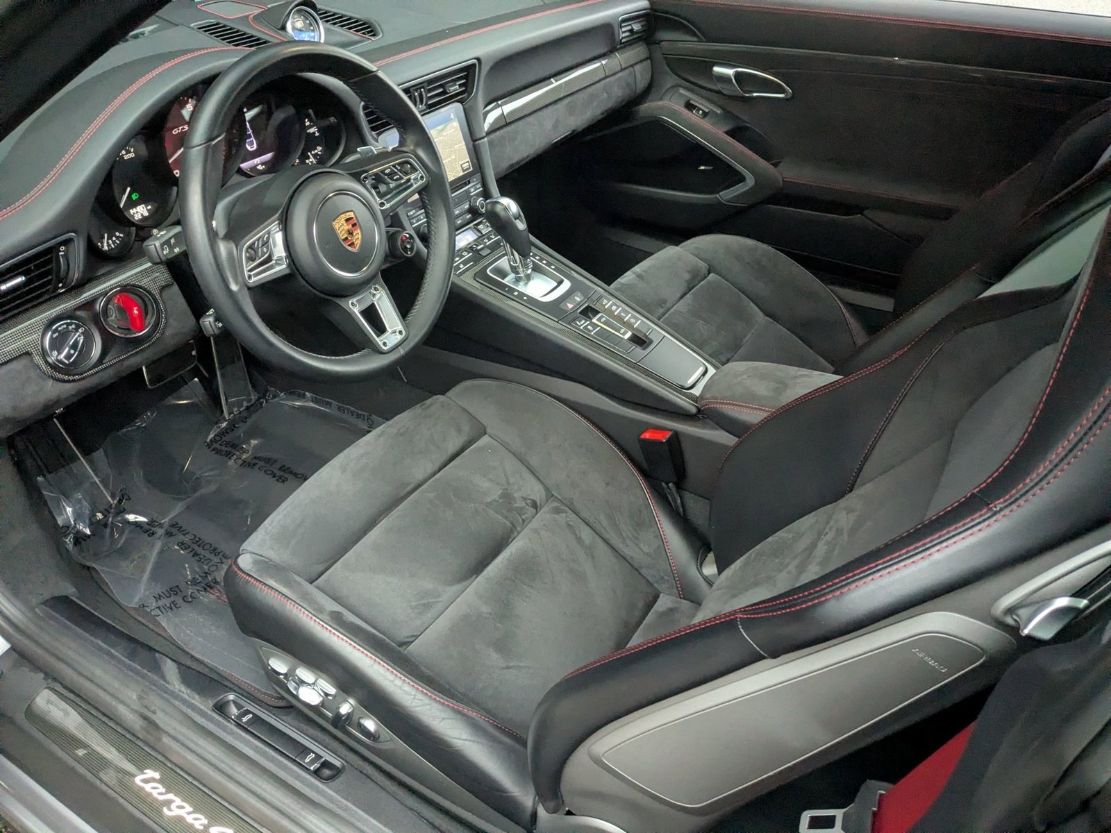 Used 2018 Porsche 911 Targa 4 GTS image 4