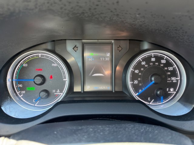 Used 2022 Toyota Venza LE AWD/4WD image 31
