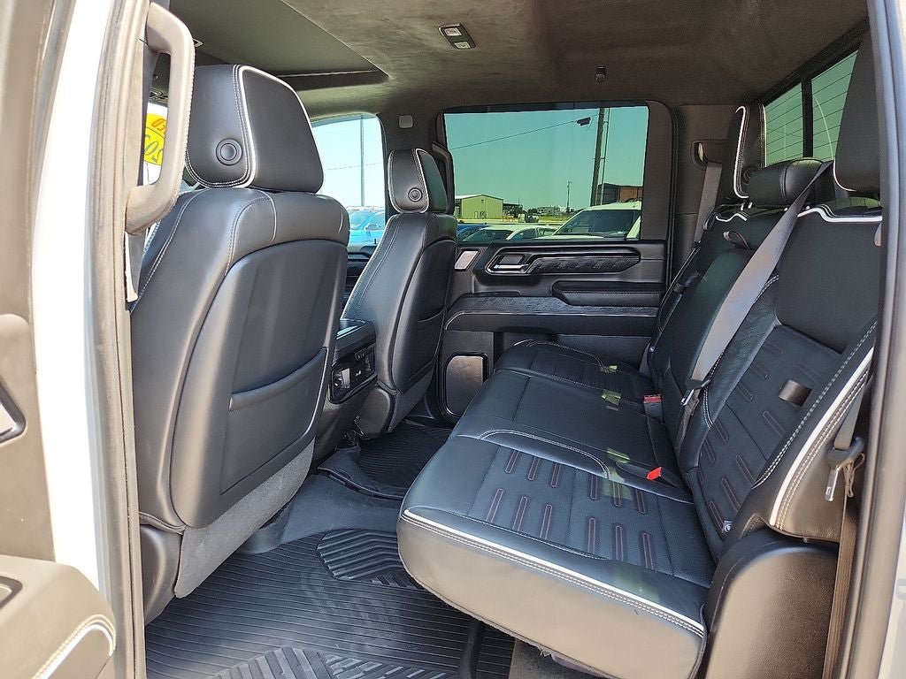 Used 2024 GMC Sierra 2500 AT4X w/ AT4X AEV Edition AWD/4WD image 17