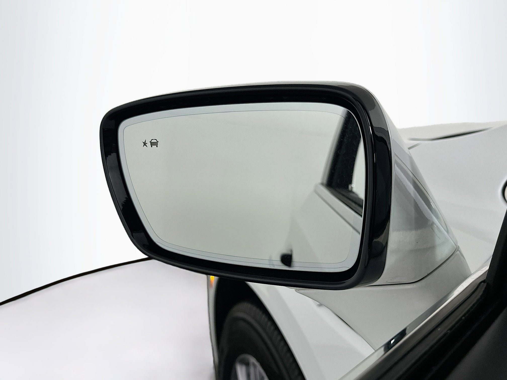 Used 2024 Buick Enclave Premium FWD image 16