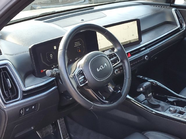 Used 2024 Kia Sorento SX Prestige AWD/4WD image 10