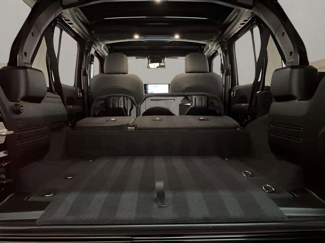 Used 2025 Jeep Wrangler Unlimited Sahara w/ Safety Group image 98