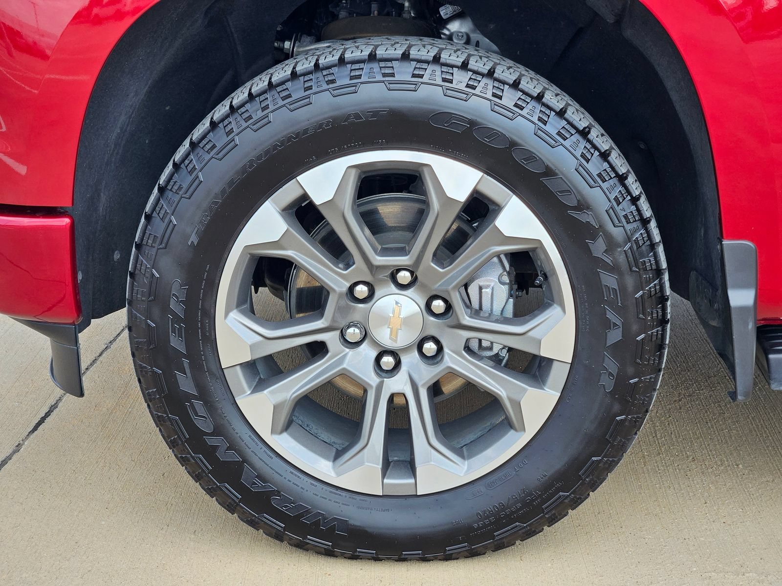 Certified 2025 Chevrolet Silverado 1500 High Country w/ Technology Package AWD/4WD image 14