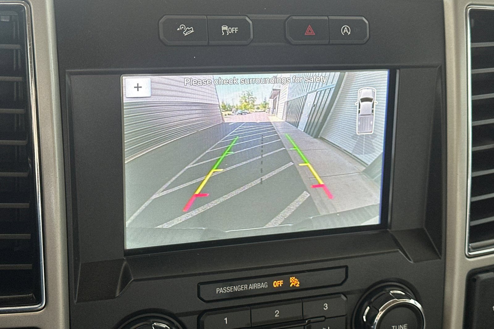 Used 2019 Ford F150 4x4 SuperCrew image 20
