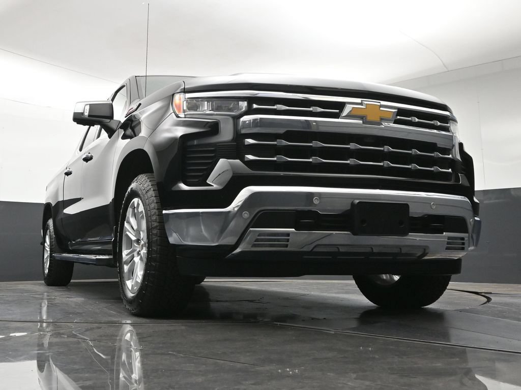 Certified 2023 Chevrolet Silverado 1500 LTZ w/ LTZ Premium Package AWD/4WD image 29