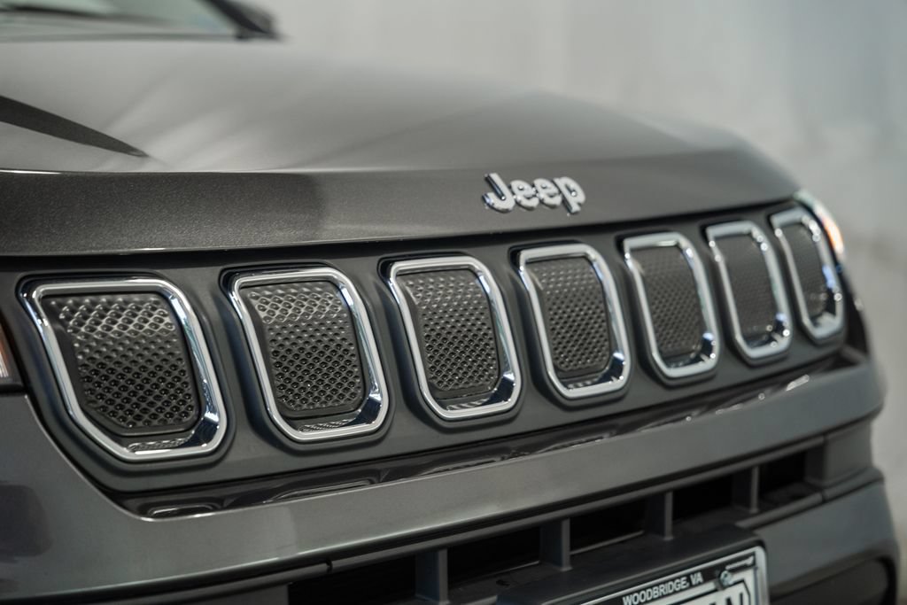 Certified 2022 Jeep Compass Latitude w/ Convenience Group AWD/4WD image 8