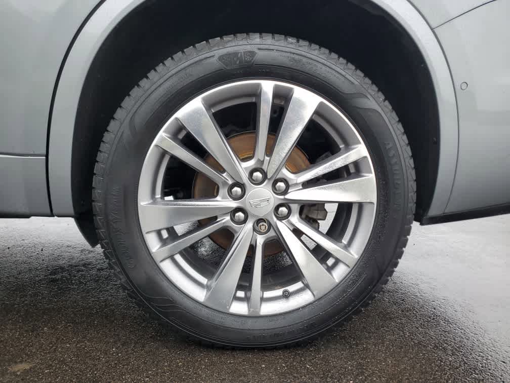 Used 2023 Cadillac XT6 Premium Luxury w/ Technology Package image 9