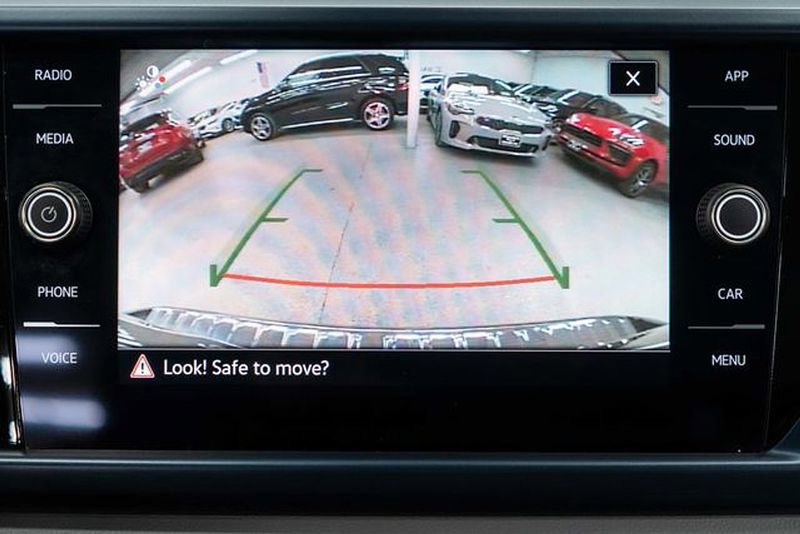 Used 2023 Volkswagen Taos SE image 19