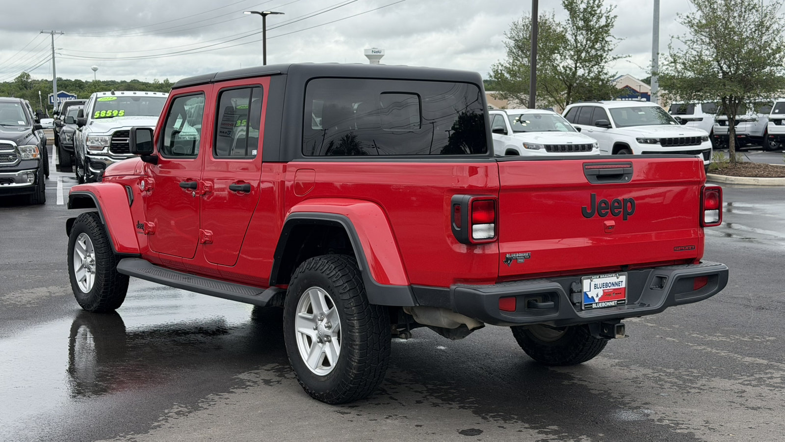 Certified 2021 Jeep Gladiator Sport AWD/4WD image 7