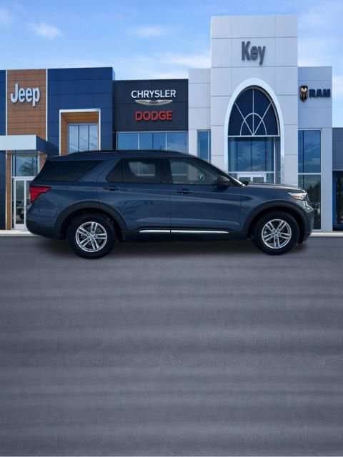 Used 2020 Ford Explorer XLT w/ Equipment Group 202A image 9