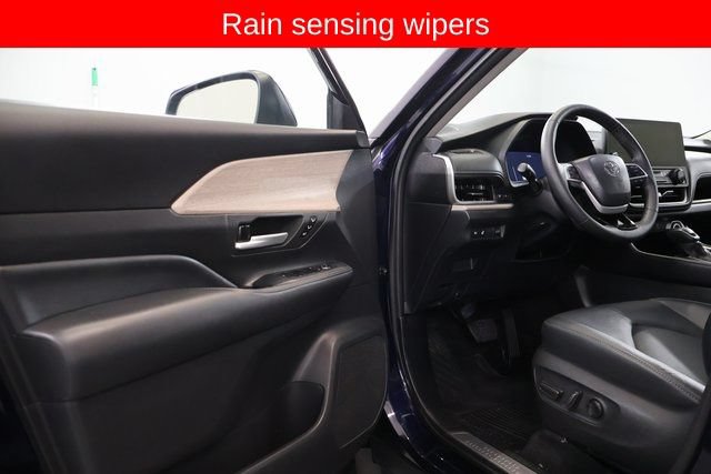 Certified 2024 Toyota Grand Highlander AWD image 10