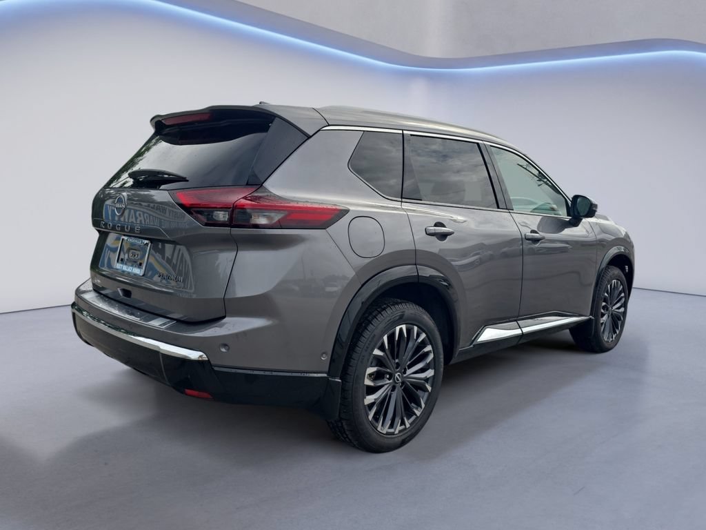 Used 2025 Nissan Rogue Platinum FWD image 6