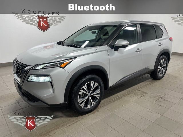 Used 2022 Nissan Rogue SV image 3